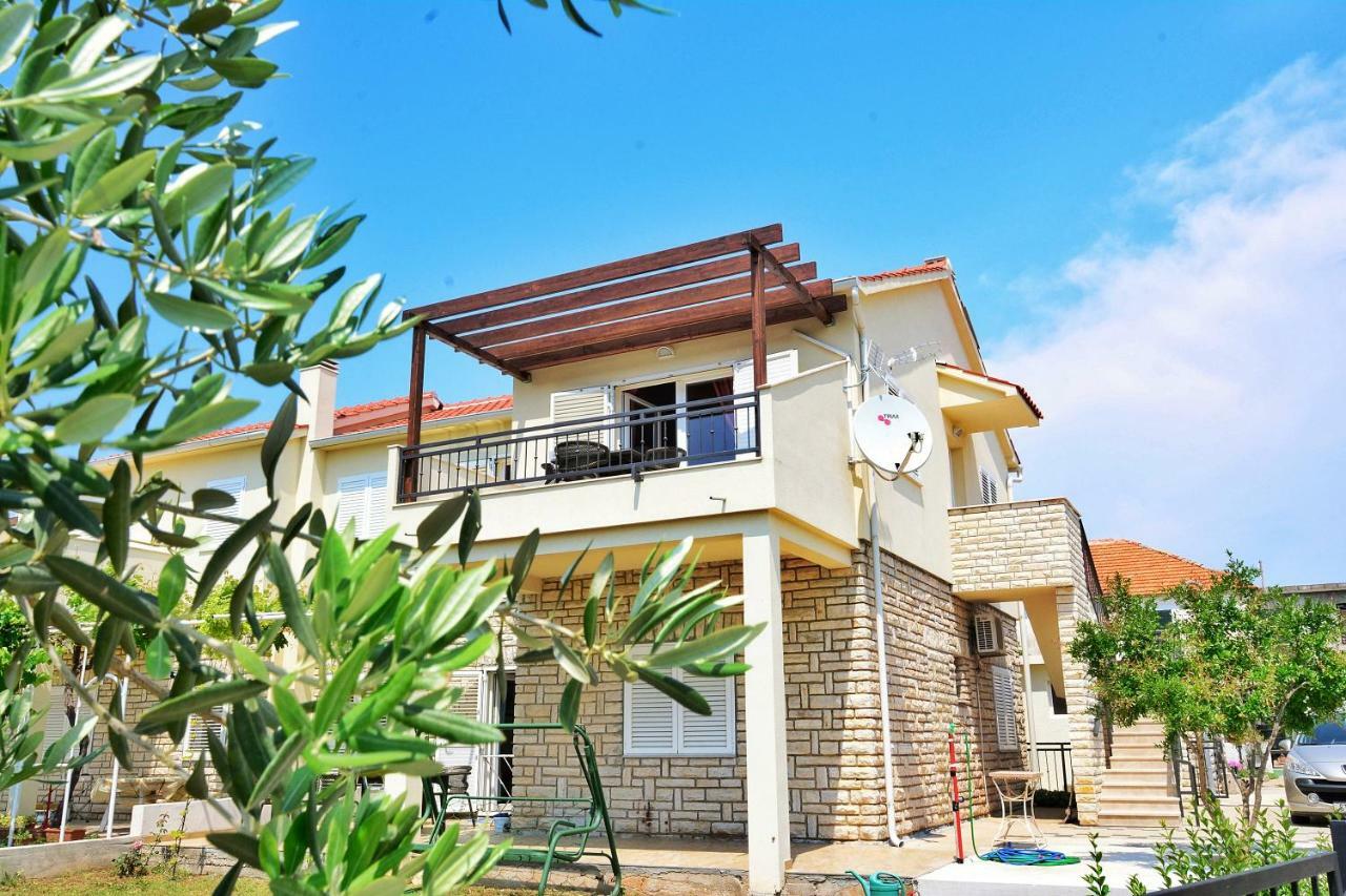 Apartment Nadoveza Трибунь Экстерьер фото